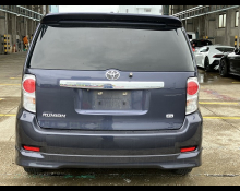 Toyota Corolla Rumion 2011