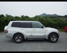Mitsubishi Pajero 1999