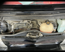 Toyota Hiace Van 2011