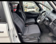 Nissan Serena 2019