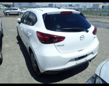 Mazda Mazda2 2021