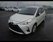 Toyota Vitz 2017