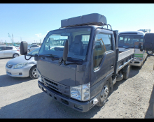 Isuzu Elf 2018