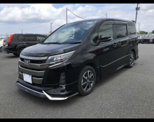 Toyota Noah 2017