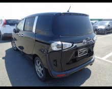Toyota Sienta 2017