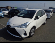 Toyota Vitz 2017