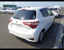 Toyota Vitz 2017