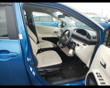 Toyota Sienta 2018