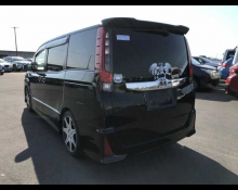 Toyota Noah 2015