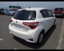 Toyota Vitz 2017