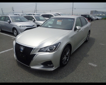Toyota Crown Hybrid 2017