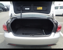 Toyota Crown Hybrid 2017