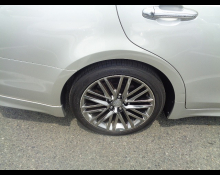 Toyota Crown Hybrid 2017