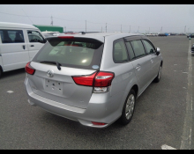 Toyota Corolla Fielder 2017