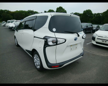 Toyota Sienta 2017