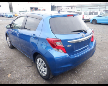 Toyota Vitz 2015