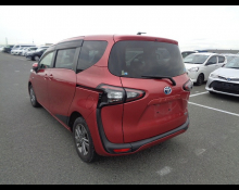 Toyota Sienta 2017