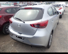 Mazda Mazda2 2022