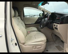Toyota Alphard 2014