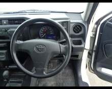 Toyota Succeed Van 2019