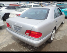 Mercedes-Benz E-Class 1999