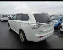 Mitsubishi Outlander 2015