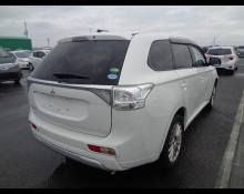 Mitsubishi Outlander 2015