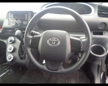 Toyota Sienta 2017