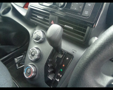 Toyota Sienta 2017