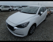 Mazda Mazda2 2020