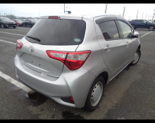 Toyota Vitz 2017
