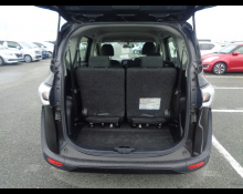 Toyota Sienta 2017