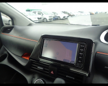 Toyota Sienta 2017