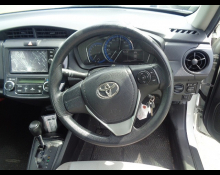 Toyota Corolla Axio 2017