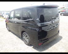 Toyota Voxy 2022