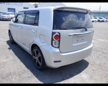 Toyota Corolla Rumion 2010