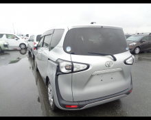 Toyota Sienta 2017