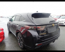 Toyota Harrier 2017
