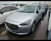 Mazda Mazda2 2022
