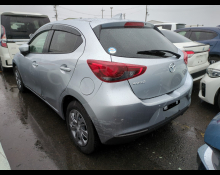 Mazda Mazda2 2022