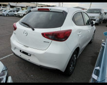 Mazda Mazda2 2022