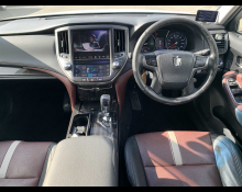 Toyota Crown Athlete 2015