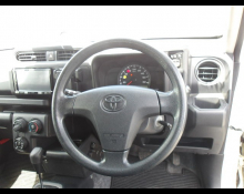 Toyota Probox Van 2017