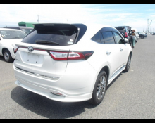 Toyota Harrier 2017