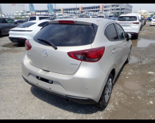 Mazda Mazda2 2022