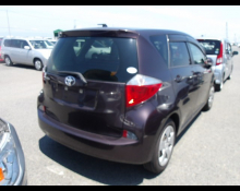 Toyota Ractis 2014