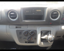 Nissan NV350 2019