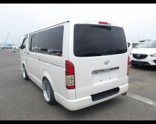 Toyota Regiusace Van 2011