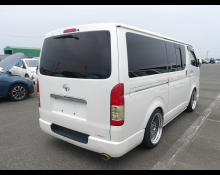 Toyota Regiusace Van 2011