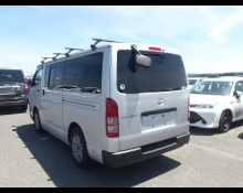 Toyota Regius Van 2011